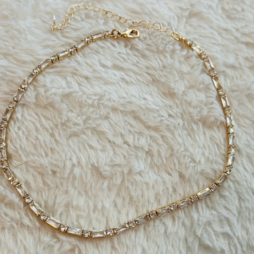 Stylish choker/Women's Necklace